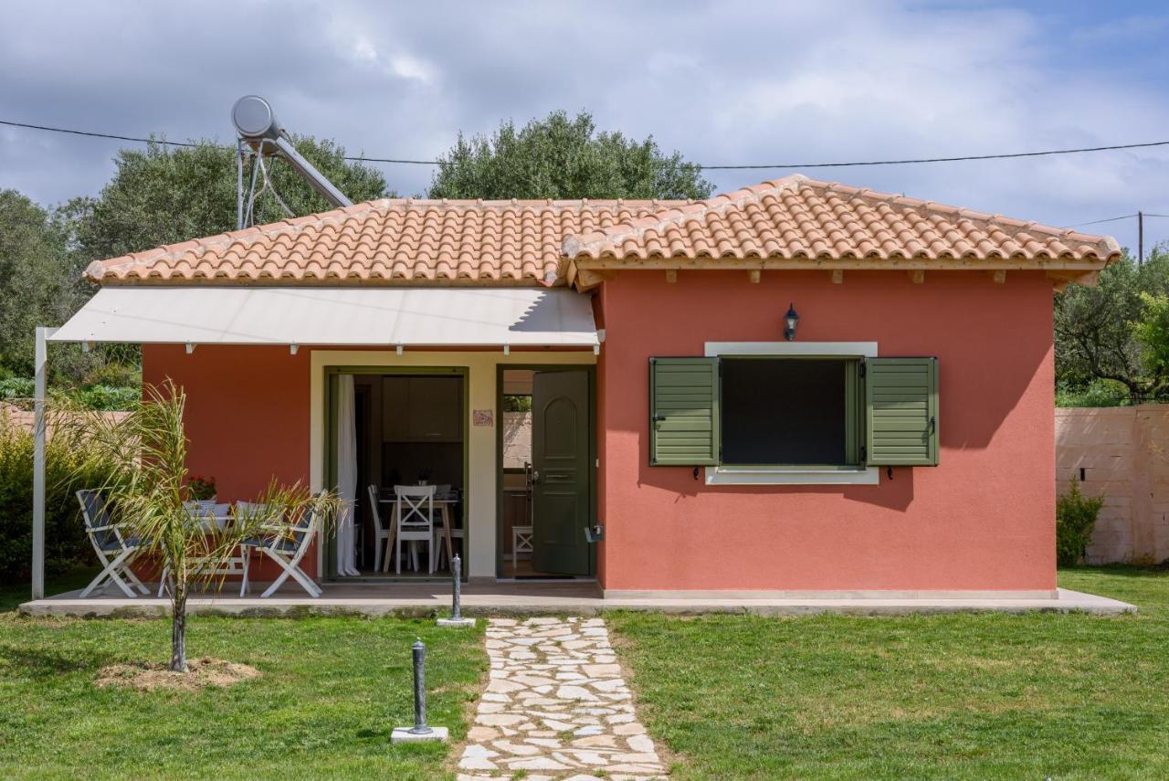 Comfeto & Mandolato Sweet Holiday home Lakithra