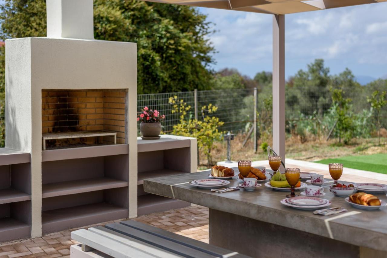 Holiday home Comfeto & Mandolato Sweet Lakithra